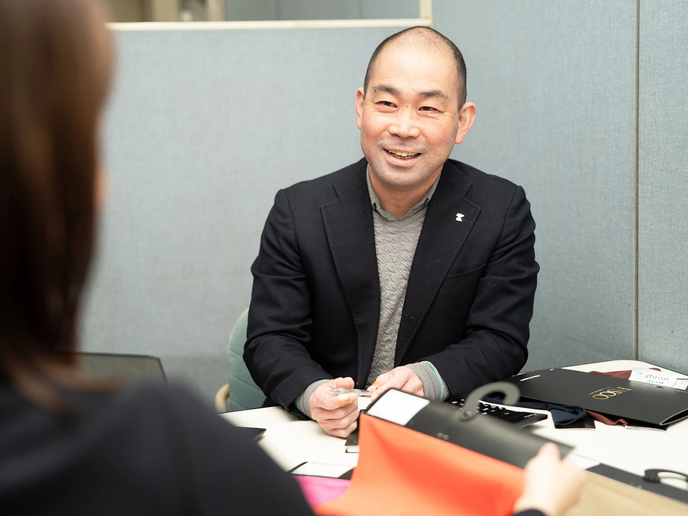 シキボウで働くキャリア入社者 - 2023年入社・繊維部門・営業（原料原糸課）