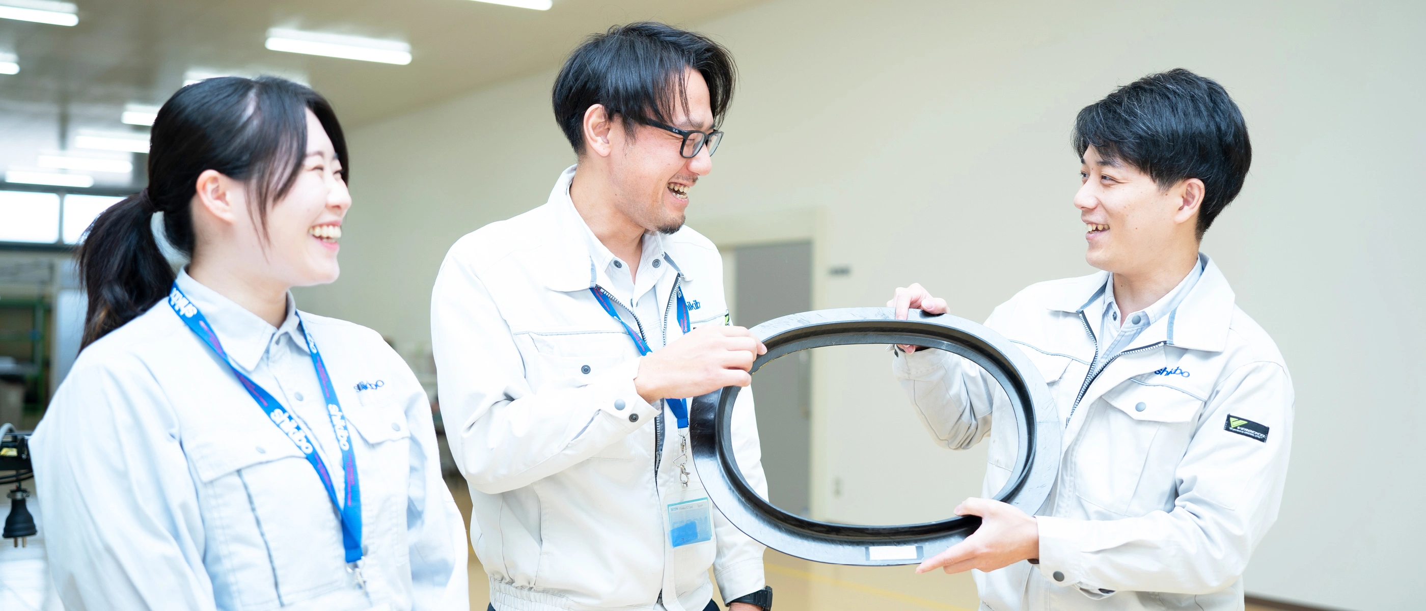シキボウで働くキャリア入社者 - 2023年入社・機能材料部門（複合材料）・製造